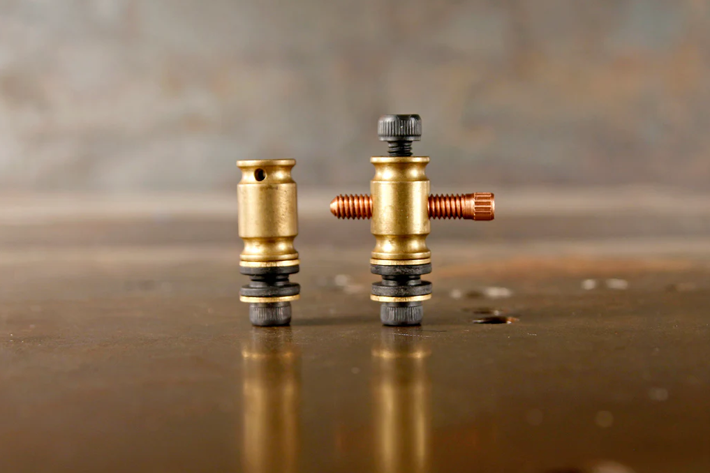 Workhorse Irons, Deluxe Brass Binding Post Set