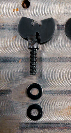 Workhorse Irons, Wu-Horse Thumbscrew
