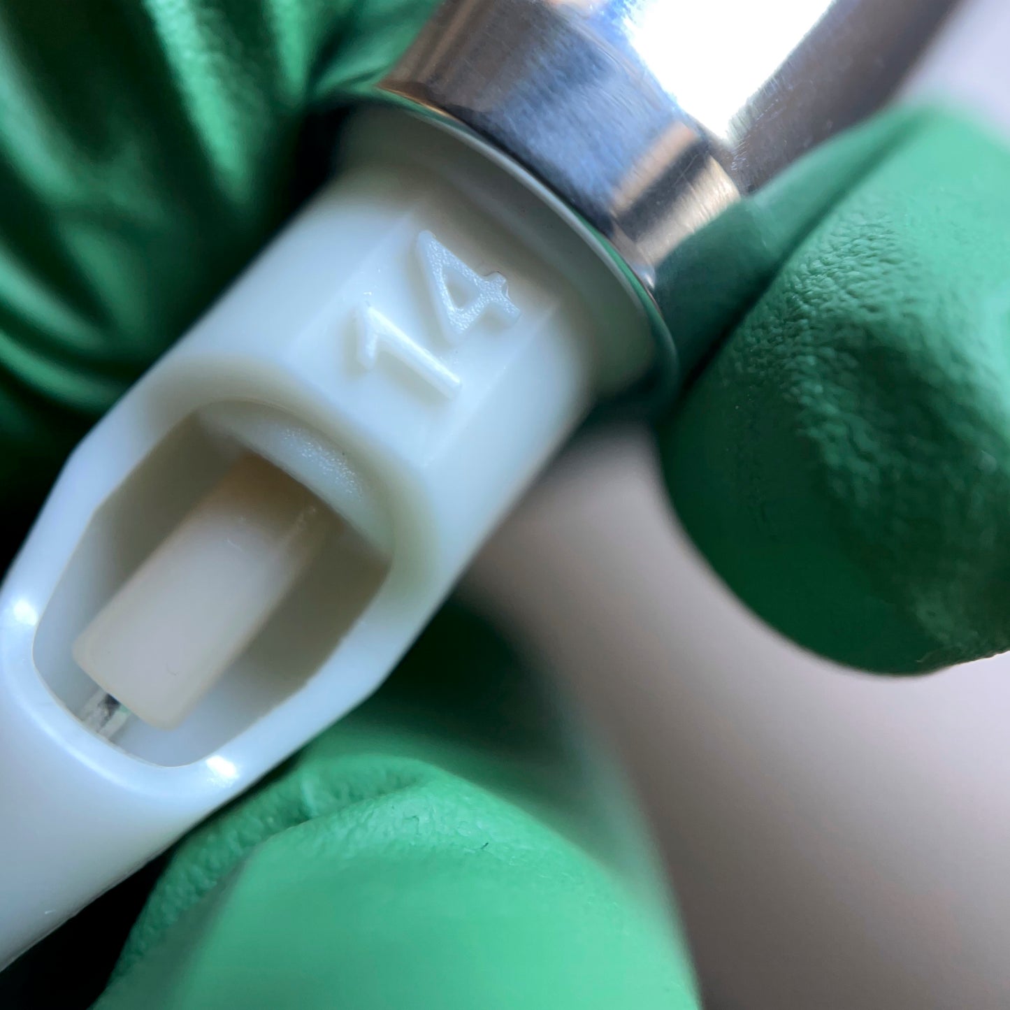 round traditional liner long taper