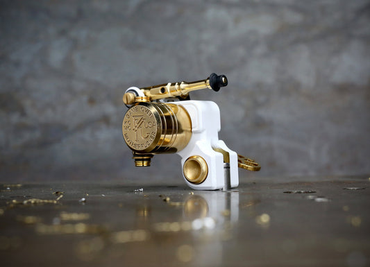 Dan Kubin Sidewinder 46er - White x Gold